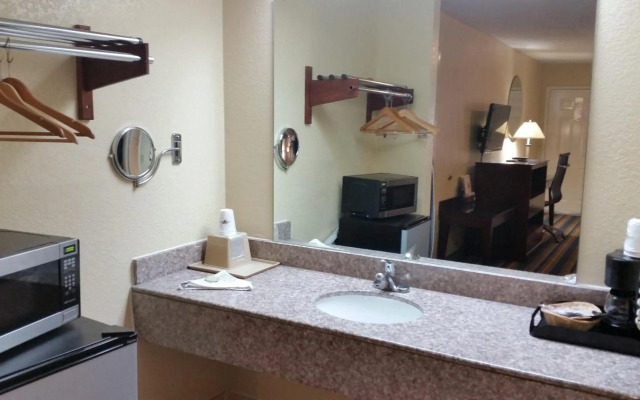 Express Inn & Suites