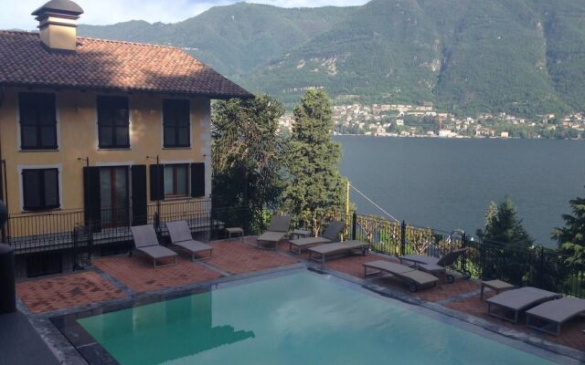 JOIVY Stylish Flat w/ Garden