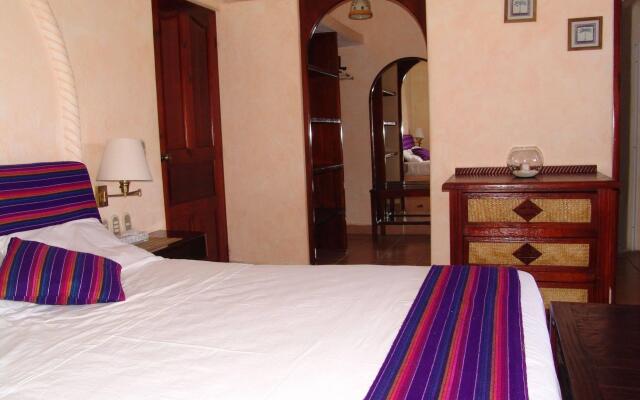 La Escollera Suites Adults Only