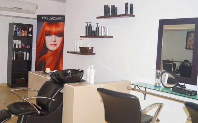 La Posada Hotel & Beach Club