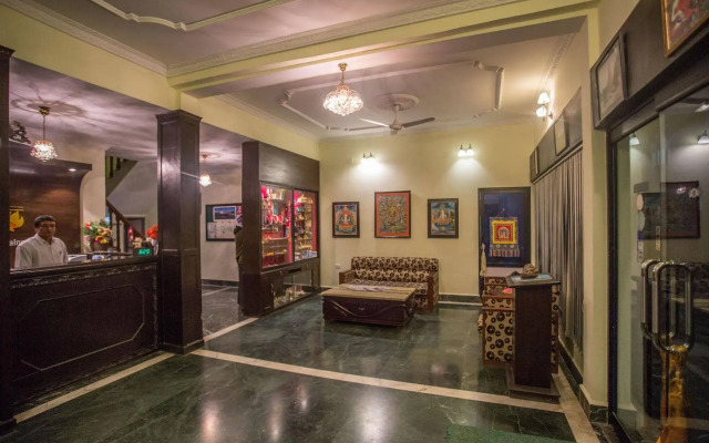 Hotel Ananda Inn