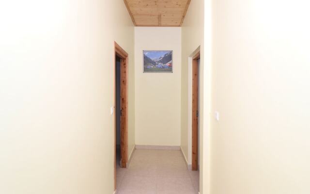 OYO 14011 Home Nature View Wooden Stay Naggar Road