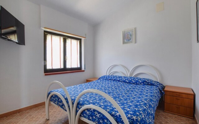 Stunning Home in Roseto Capo Spulico With 4 Bedrooms