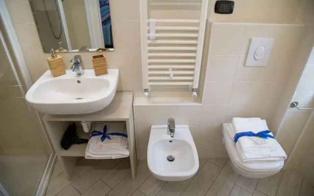 Bel Sorriso Varese - Dormire Felice Rooms & Apartments