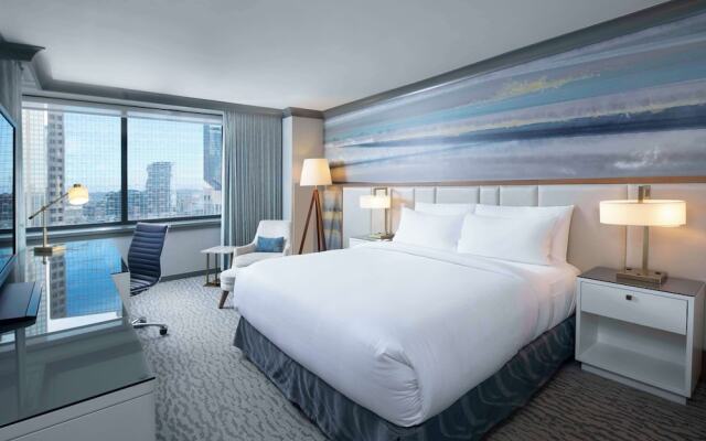 Graves 601 Hotel Wyndham Grand