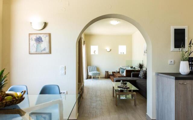 Istros Villas, infinite blue, By ThinkVilla