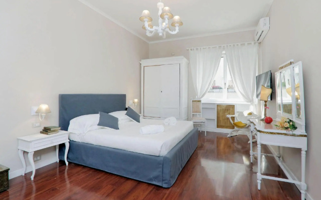 White Apartment San Pietro