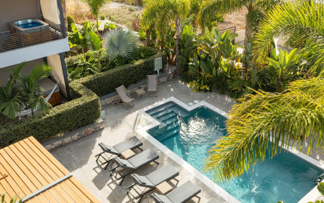 Palmeral Luxury Suites