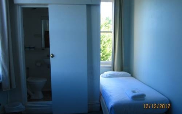 The Cecil Guesthouse