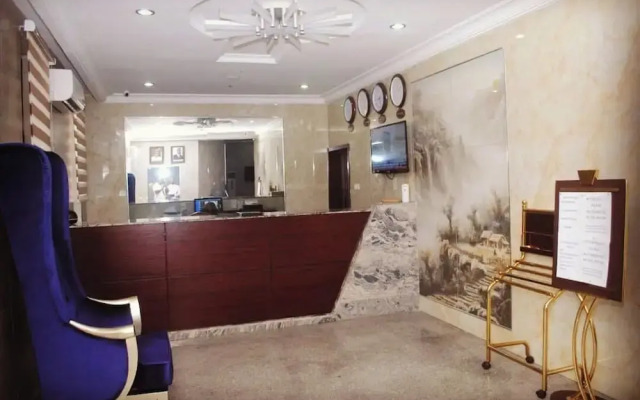 Hotel Valerie Suites