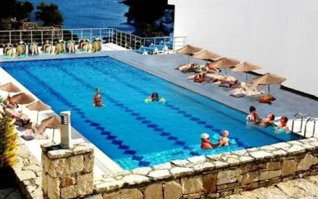 Bardakçı Otel