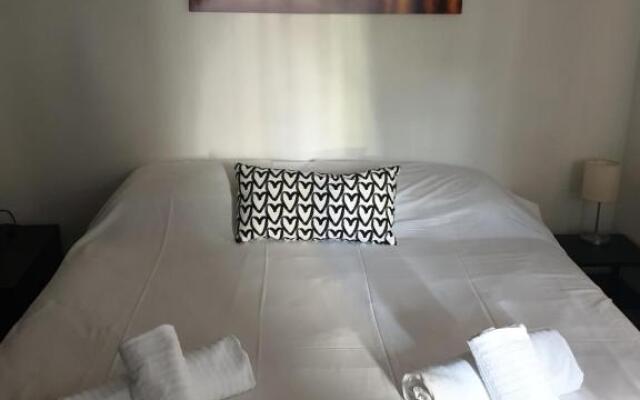 Vatican Canal Apartments 9-11