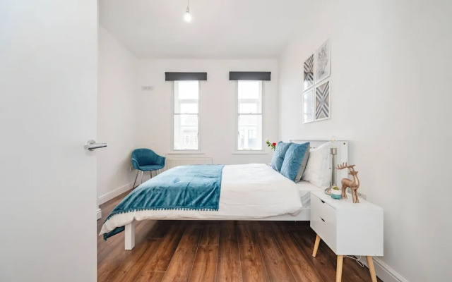 Beautiful Flat Near the Center 11 min