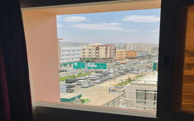 Hamsat Alghrob Alraqia1 Furnished Apartments