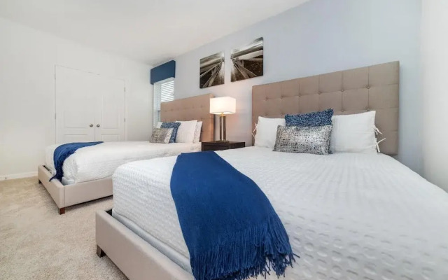 6100bod-solterra Resort