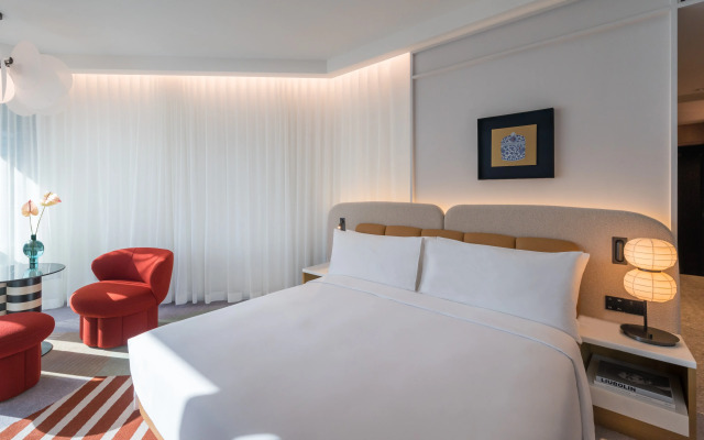 Mondrian Hong Kong