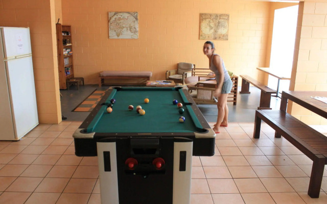 Civic Guest House - Hostel