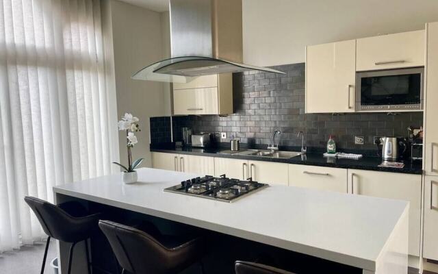 Blue Heron - 2 Bedroom Apt With 2 Parking Spaces - From 165 Per Night