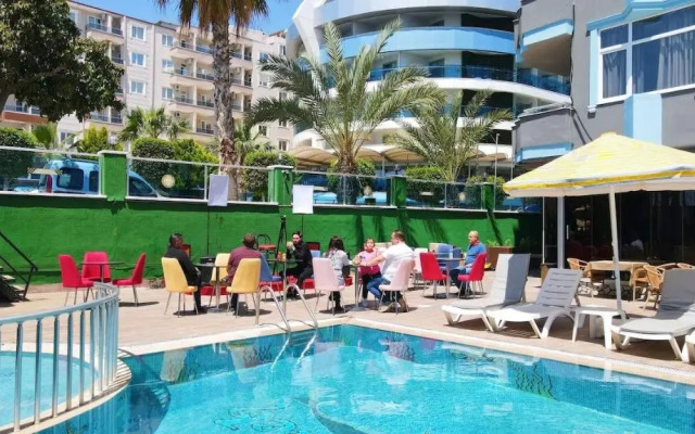 Semt Luna Beach Hotel