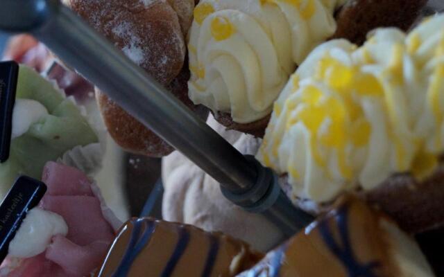 Breakfast at Carin’s