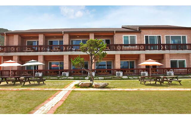 Yeongdeok Sea Pension