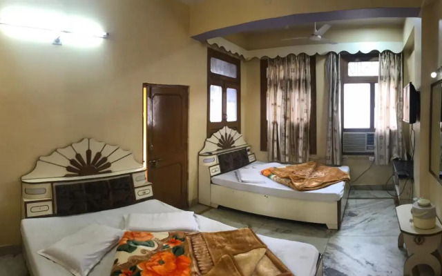 Hotel Shree Jee Darshan