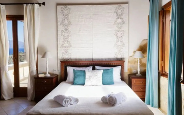 Villa Patriko Lux villa with pool next to Balos