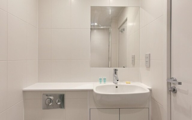 Comfortable Studio in Oldham, Minutes to Royal Oldham Hospital
