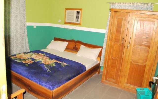 Country Home Hotel
