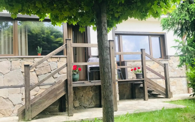 Smilen Hotel And Wellness