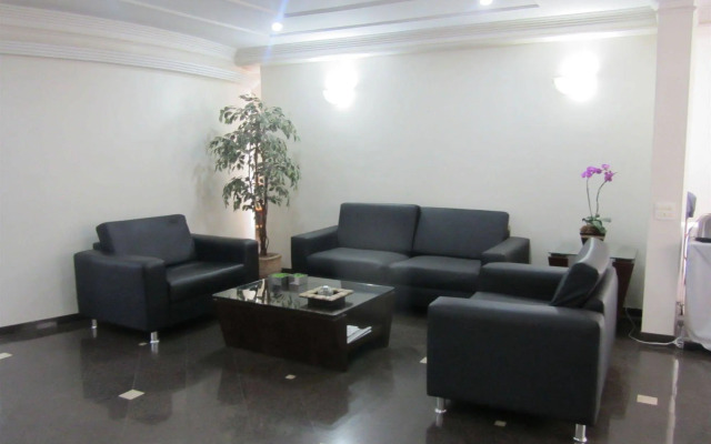 Golden Suite Hotel