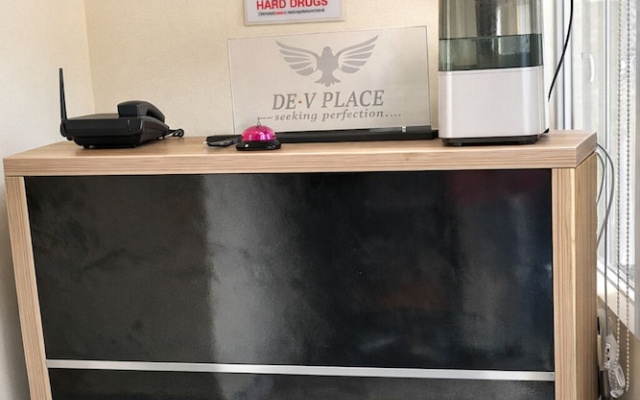De-Place Hotel