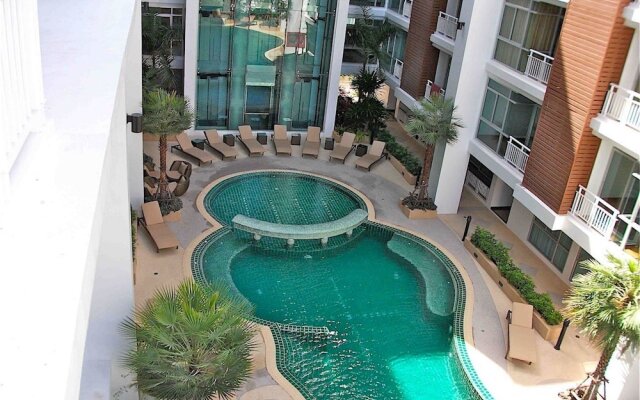 Art Patong : 1 bedroom pool view