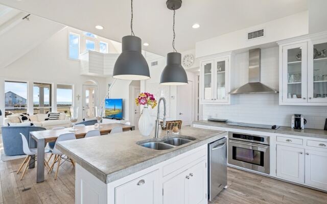 #beach Please 3 Bedroom Home by RedAwning