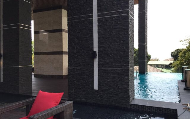 Wong Amat Tower by Liberty Group Apartment