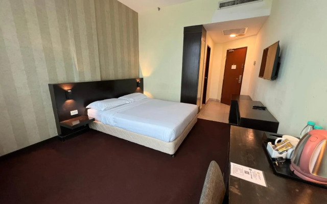 SSL Traders Hotel