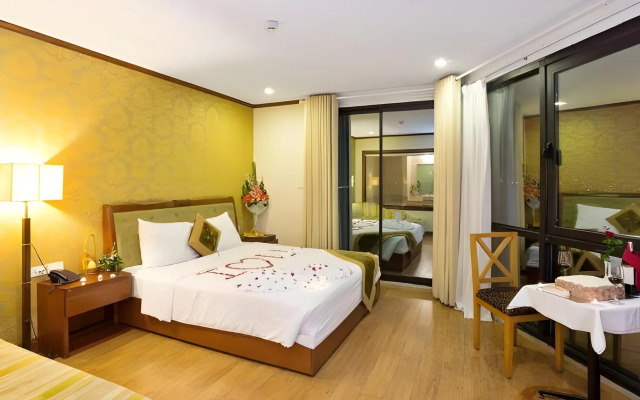 Sunset Westlake Hanoi Hotel