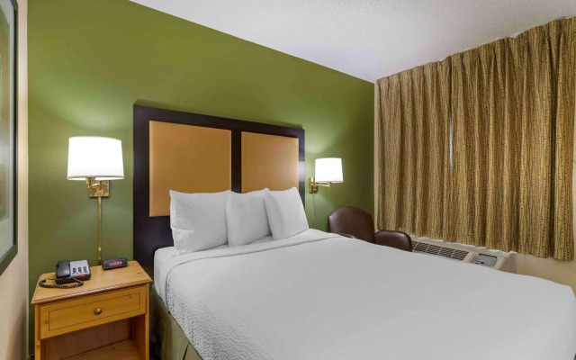 Extended Stay America Select Suites Denver Cherry Creek