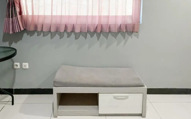 The Karins Guesthouse by OYO Rooms