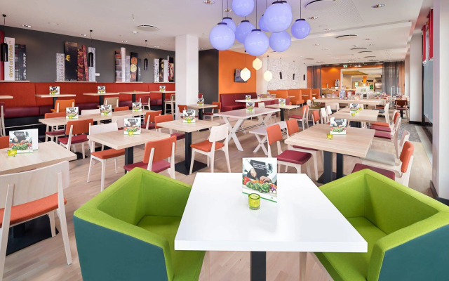 Holiday Inn Berlin - City East Side by IHG