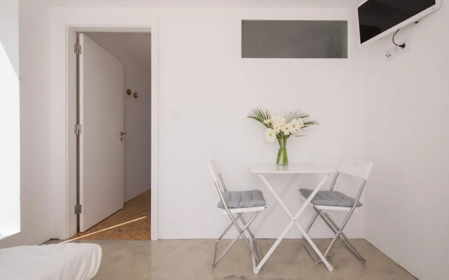 ST Apart 01 in Atouguia da Baleia