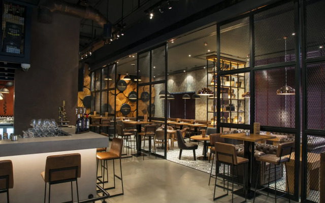 Pearl Rotana Hotel Capital Centre