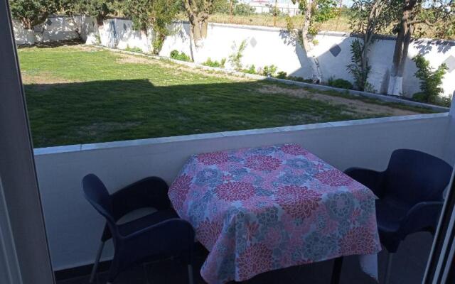 Toulas Studios & Apts No2