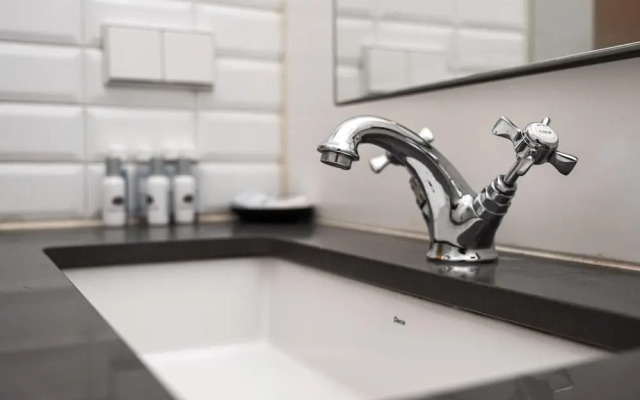 Nomad s Padaria Flats Tiled Walls