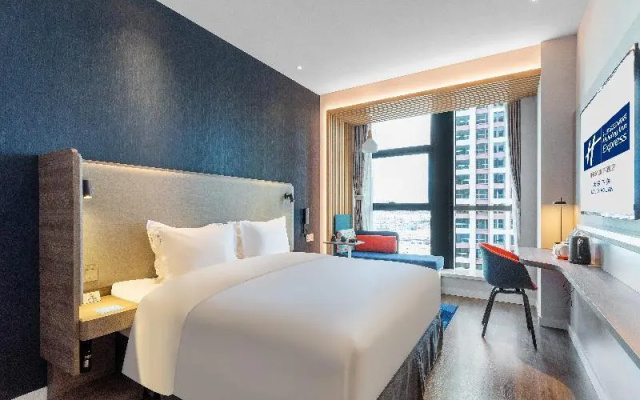 Holiday Inn Express Dali Xiaguan – Guest Rooms – Dali