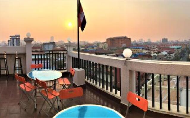 Lalune Hotel