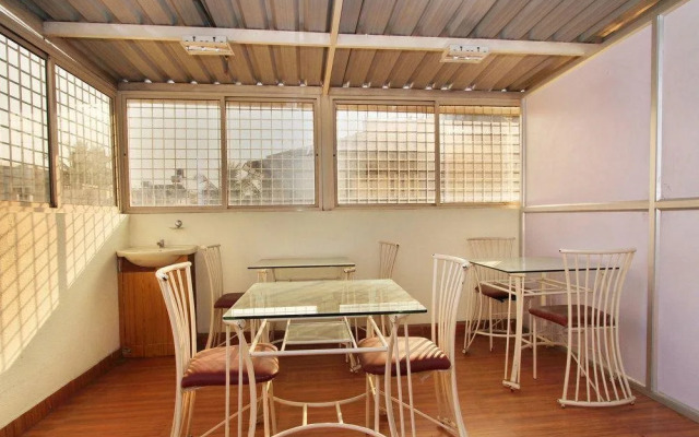 Hotel Nayaab Comforts by OYO Rooms