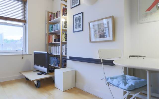 Modern Bright 1 Bedroom In Kentish Town