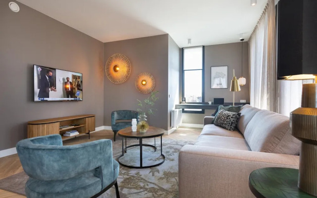 Stylish Penthouse With 2 Bedrooms