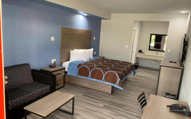 Lone Star Inn - Dickinson